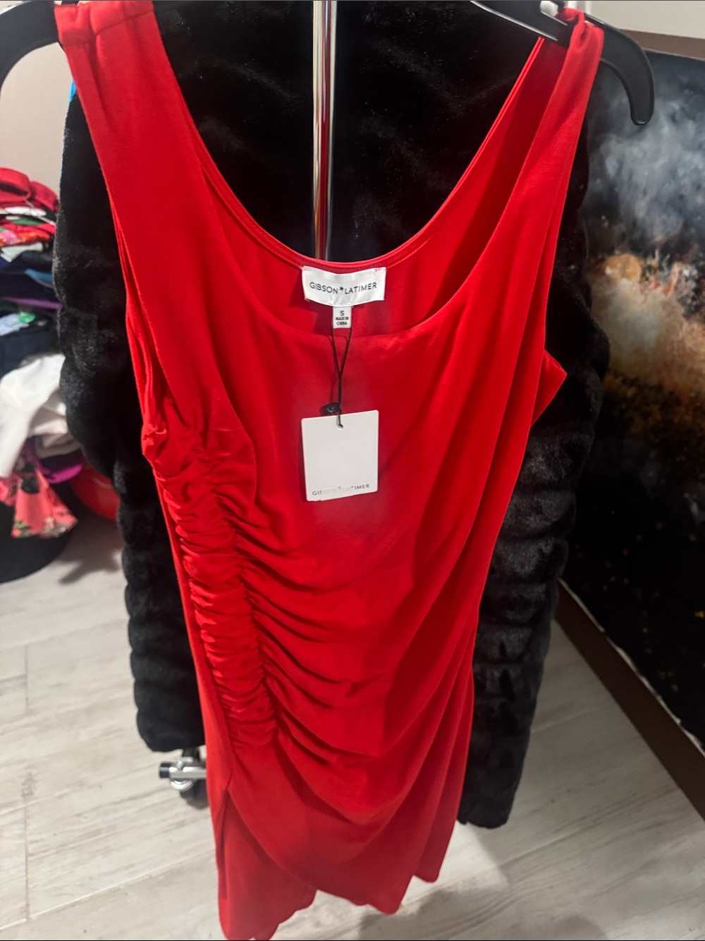 Gibson Latimer Vibrant Red Ruched Mini Dress